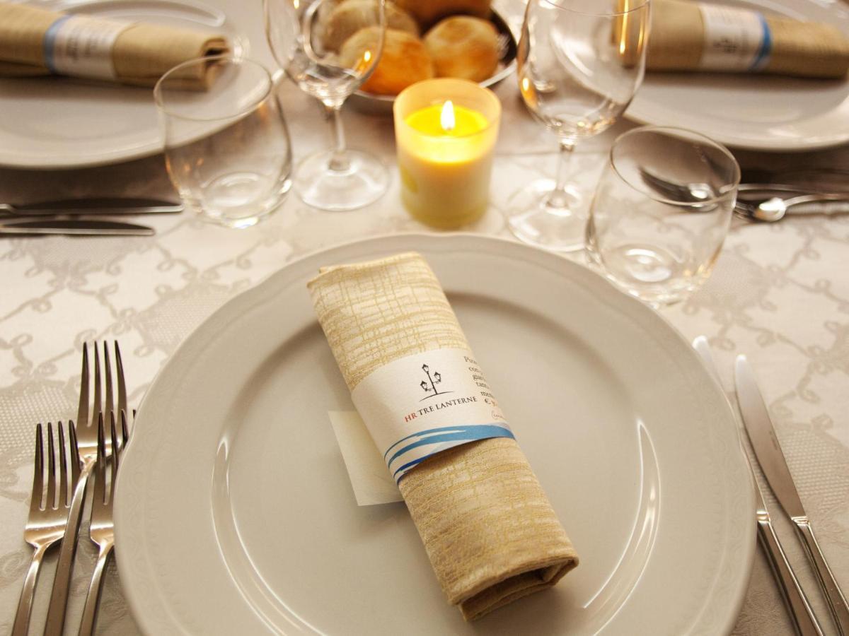 Hotel Ristorante Tre Lanterne & Spa 阿夸桑塔泰尔梅 外观 照片