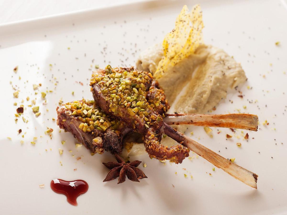 Hotel Ristorante Tre Lanterne & Spa 阿夸桑塔泰尔梅 外观 照片