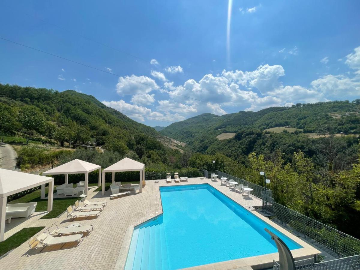 Hotel Ristorante Tre Lanterne & Spa 阿夸桑塔泰尔梅 外观 照片