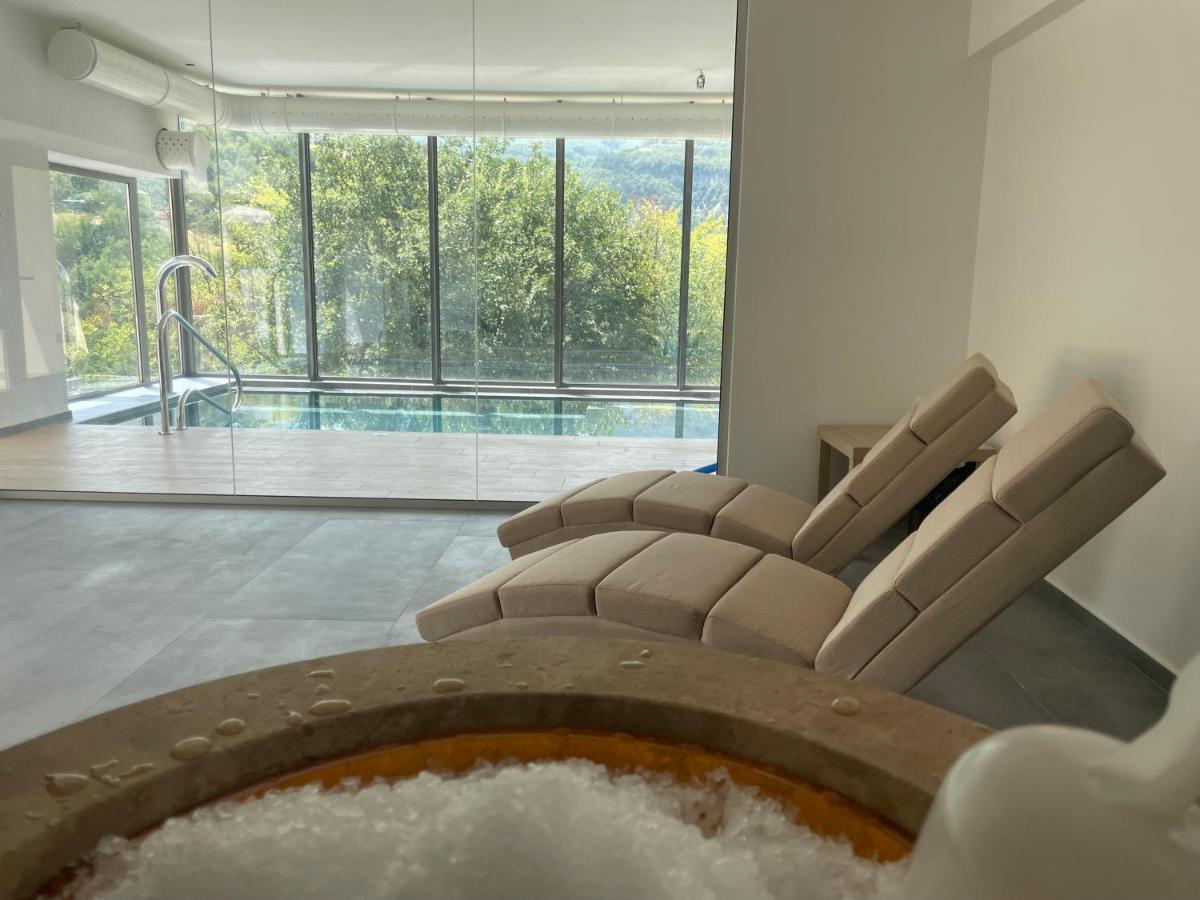 Hotel Ristorante Tre Lanterne & Spa 阿夸桑塔泰尔梅 外观 照片