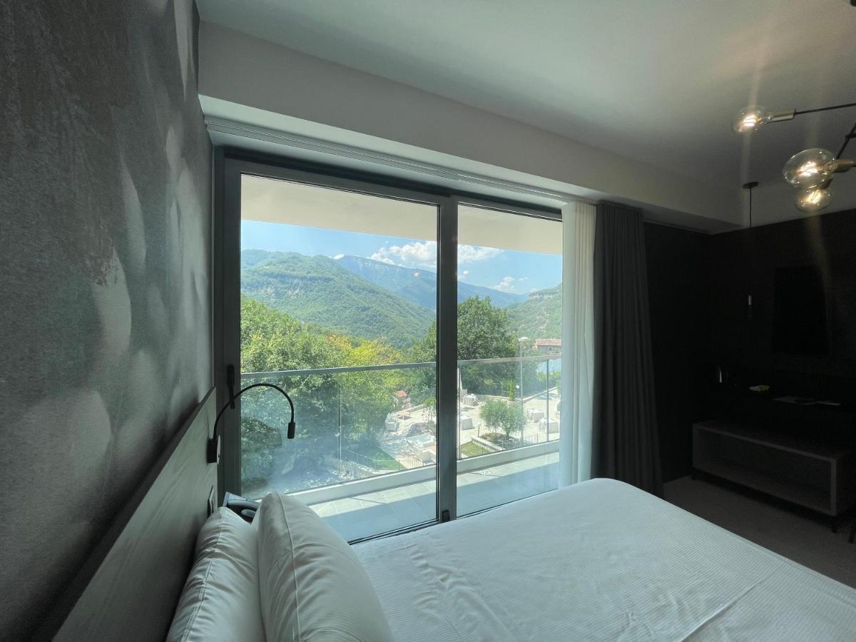 Hotel Ristorante Tre Lanterne & Spa 阿夸桑塔泰尔梅 外观 照片