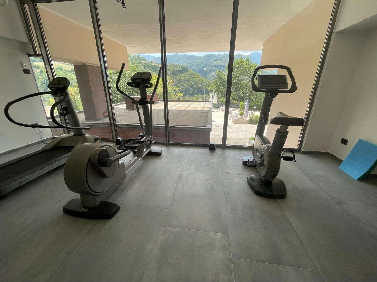 Hotel Ristorante Tre Lanterne & Spa 阿夸桑塔泰尔梅 外观 照片